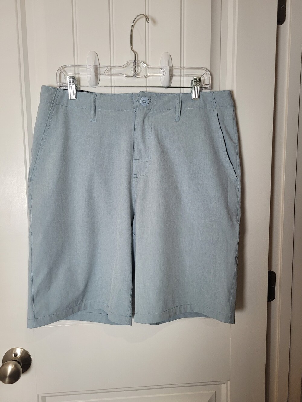 Men's Light Blue Casual Shorts by Salt Life Size 34